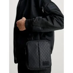 Calvin Klein Rubberized Conv Repo Black Uv Mono 8 Calvin Klein Rubberized Conv Repo Black Uv Mono -Trendy Tassenwinkel image 1016