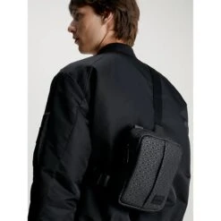 Calvin Klein Rubberized Conv Repo Black Uv Mono 9 Calvin Klein Rubberized Conv Repo Black Uv Mono -Trendy Tassenwinkel image 1017