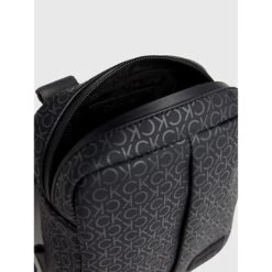 Calvin Klein Rubberized Conv Repo Black Uv Mono 11 Calvin Klein Rubberized Conv Repo Black Uv Mono -Trendy Tassenwinkel image 1019