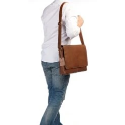 Burkely Vintage Juul Messenger Bag Cognac -Trendy Tassenwinkel image 1153