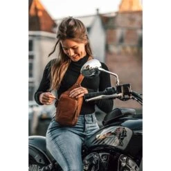 The Chesterfield Brand Riga Black 6 The Chesterfield Brand Riga Black -Trendy Tassenwinkel image 1198