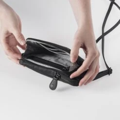 Aunts & Uncles Japan Uji Phonebag Fallen Rock -Trendy Tassenwinkel image 1289