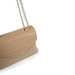 Inyati Naraa Puffy Crossbody Caramel -Trendy Tassenwinkel image 164