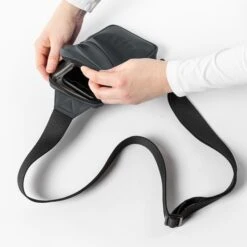 Aunts & Uncles Iwako Japan Nishi Phonebag Dark Shadow -Trendy Tassenwinkel image 1702