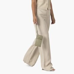 Burkely Still Selene Phone Bag Gloomy Green -Trendy Tassenwinkel image 1795