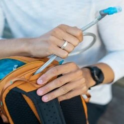 Pacsafe Eco 12L Sling Backpack Econyl Gravity Gray 21 Pacsafe Eco 12L Sling Backpack Econyl Gravity Gray -Trendy Tassenwinkel image 2521