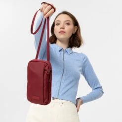 Eastpak CNNCT F Pouch Cnnct F Burgundy 8 Eastpak CNNCT F Pouch Cnnct F Burgundy -Trendy Tassenwinkel image 2606