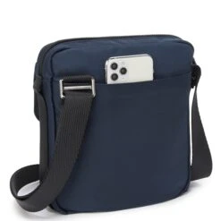 Tumi Alpha Bravo Barksdale Junior Crossbody Navy -Trendy Tassenwinkel image 2677