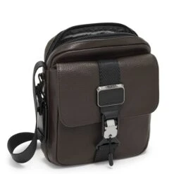 Tumi Alpha Bravo Barksdale Junior Crossbody Dark Brown 7 Tumi Alpha Bravo Barksdale Junior Crossbody Dark Brown -Trendy Tassenwinkel image 2687