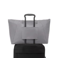 Tumi Voyageur Just In Case Tote Fog -Trendy Tassenwinkel image 3860