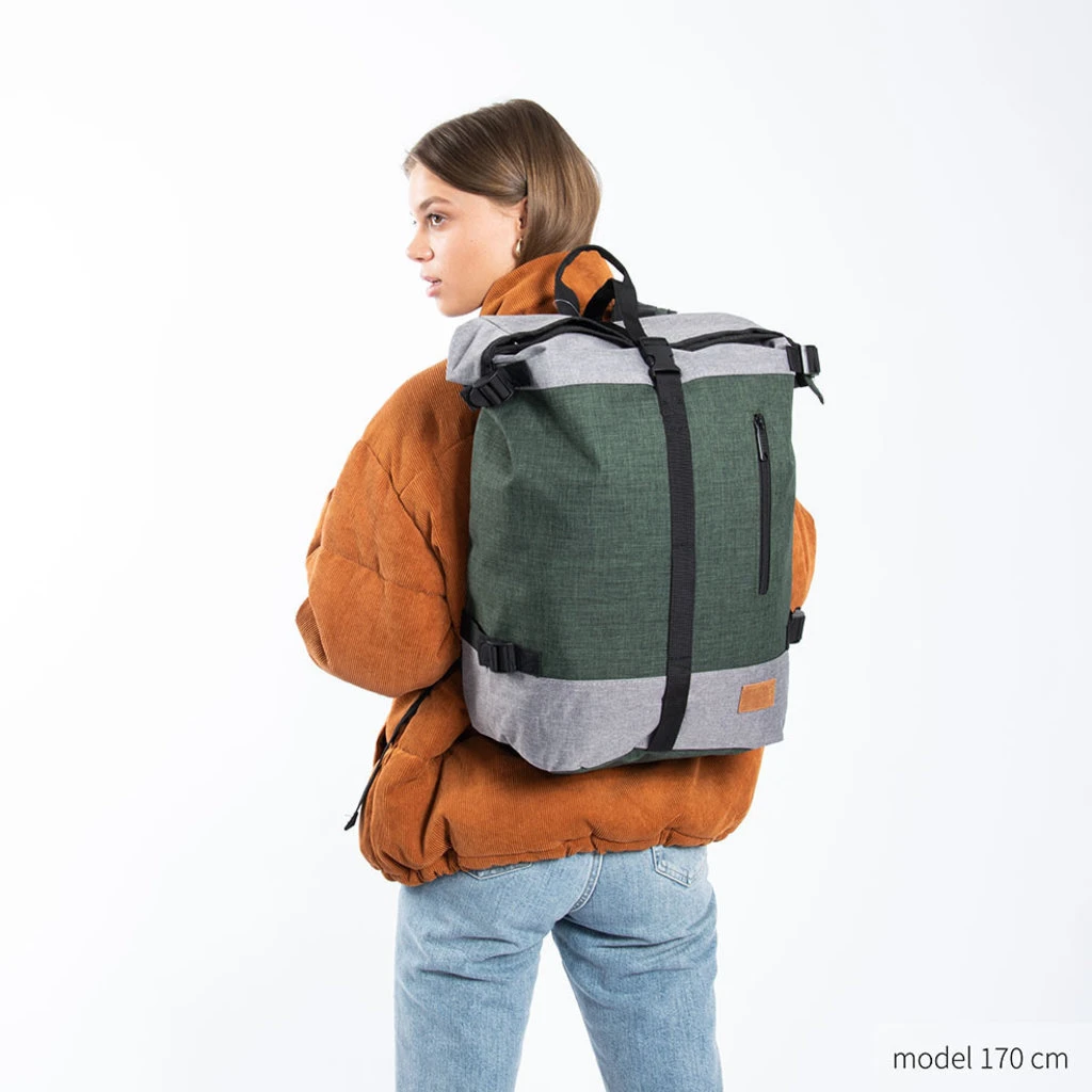 New Rebels ® Creek Roll Top Rugzak Dark Green/Anthracite VII | Rugtas 9 New Rebels ® Creek Roll Top Rugzak Dark Green/Anthracite VII | Rugtas - Afbeelding 9
