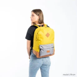 New Rebels ® Creek - Rugzak - Rugtas - 16L - Nylon - Oker Antraciet 16 New Rebels ® Creek - Rugzak - Rugtas - 16L - Nylon - Oker Antraciet -Trendy Tassenwinkel new rebels creek rugzak rugtas 16l nylon oker antr 7