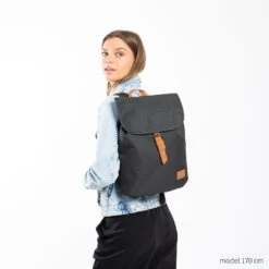 New Rebels ® Heaven - Rugzak - Gevoerd - Polyester - Zwart 14 New Rebels ® Heaven - Rugzak - Gevoerd - Polyester - Zwart -Trendy Tassenwinkel new rebels heaven rugzak gevoerd polyester zwart 6