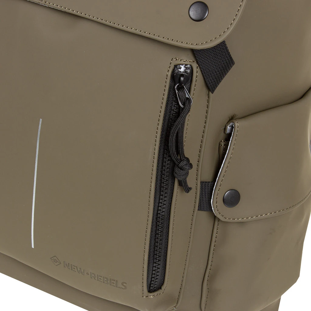 New Rebels ® Mart - PU - Laptop - Rugtas - Rugzak - Waterafstotend - Olijf 3 New Rebels ® Mart - PU - Laptop - Rugtas - Rugzak - Waterafstotend - Olijf - Afbeelding 3