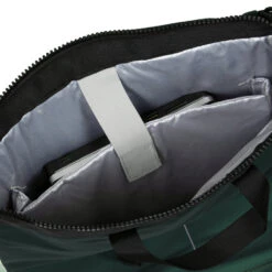 New Rebels ® Mart - Top Zip - Waterafstotend -Rugtas - Laptoptas 14Inch. - Shopper - Metallic Green -Trendy Tassenwinkel new rebels mart top zip waterafstotend rugtas lapt 16