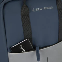New Rebels Bowie Cape Coral Navy15L Rugzak Reflectie Waterafstotend Laptop 13.3 -Trendy Tassenwinkel new rebels new rebels bowie cape coral navy15l rug 3