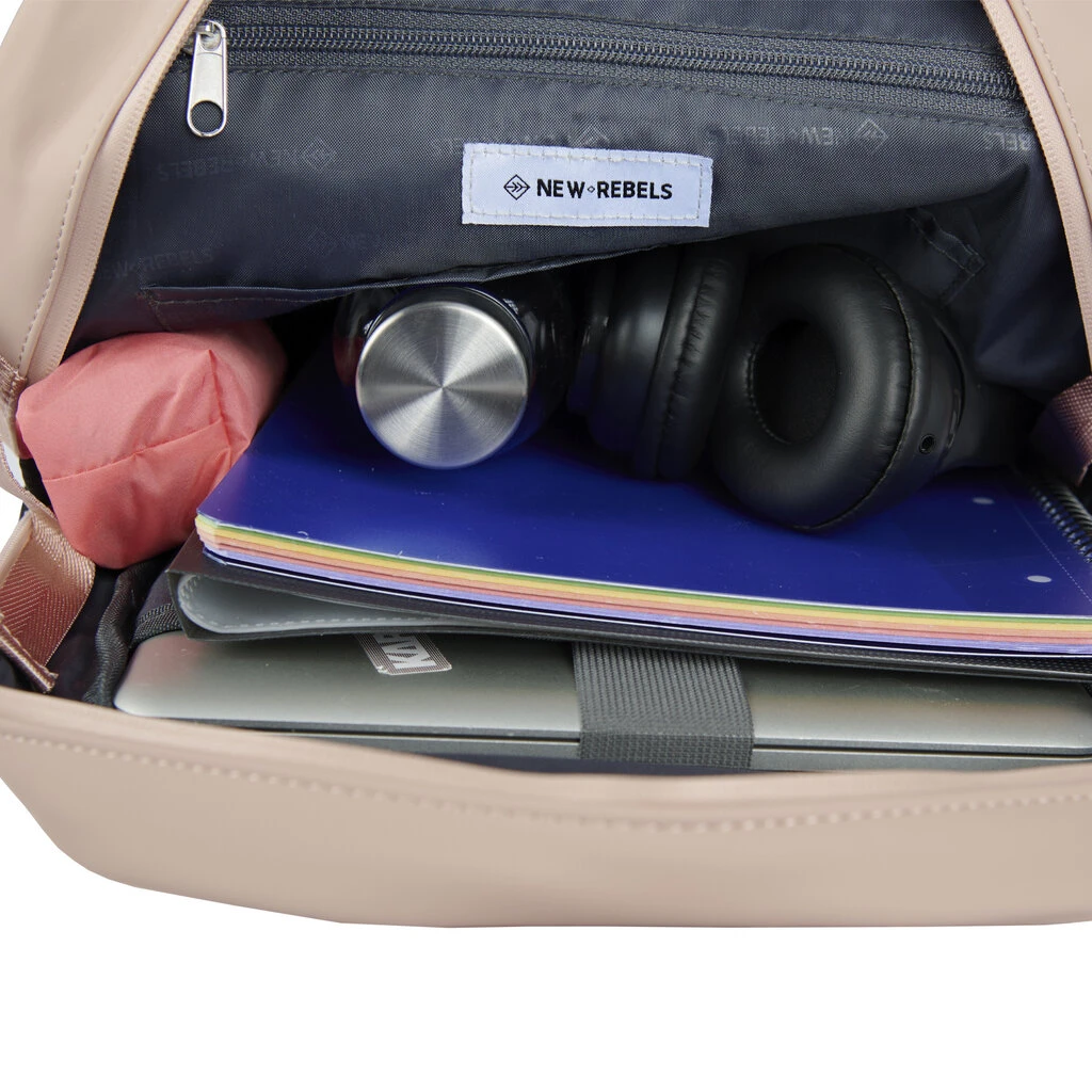 New Rebels Julan Eugene Rugzak 12L Oud Roze Waterafstotend 5 New Rebels Julan Eugene Rugzak 12L Oud Roze Waterafstotend - Afbeelding 5